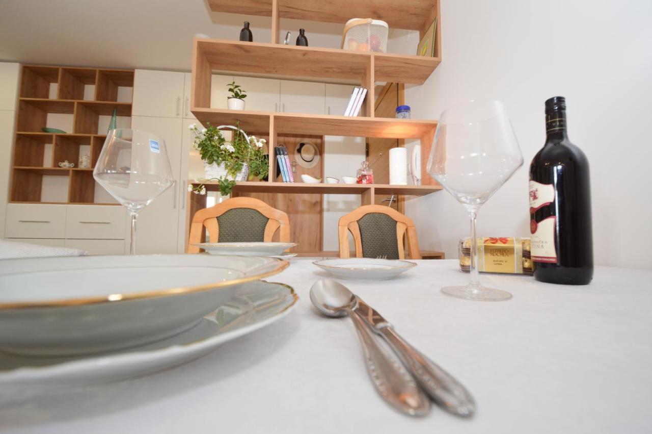 Shine24 - Spacious And Bright Apartment - New Novi Sad Eksteriør billede