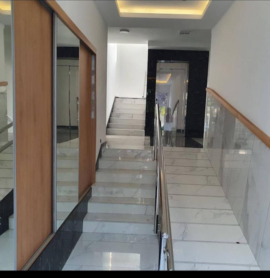 Shine24 - Spacious And Bright Apartment - New Novi Sad Eksteriør billede